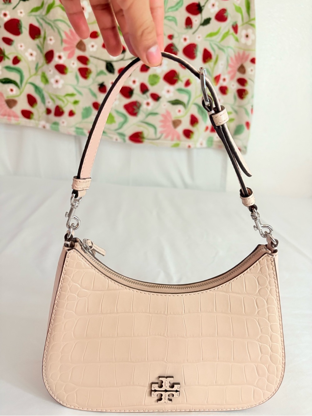 Tory Burch Pale Pink Croc-Embossed Leather Shoulder Bag